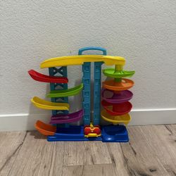 Kid Connection Spiral & Racing Challenge Play Set