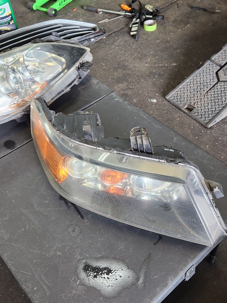 Acura TSX Headlight