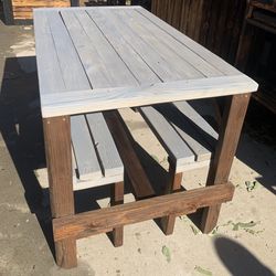 Wooden table and two benches 🌷Set de Mesa y dos bancos de Madera