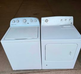Whirlpool washer and dryer laundry set