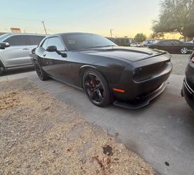 Dodge challenger srt8 2012