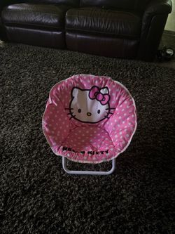 Hello kitty pink chair