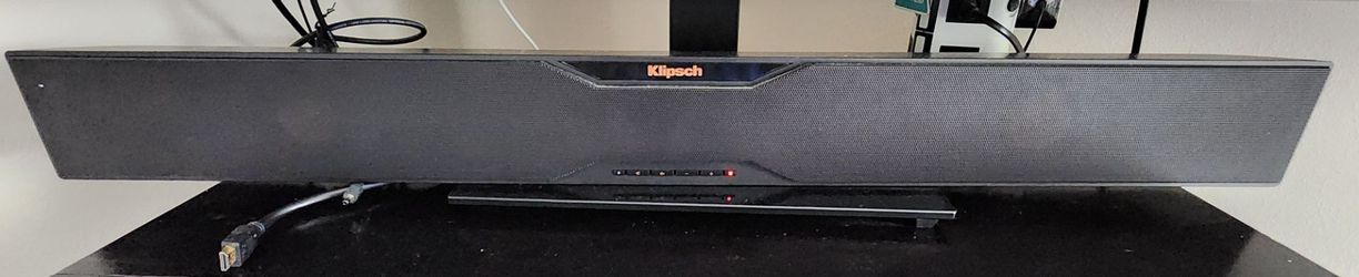 Klipsch  R-20B soundbar and sub woofer