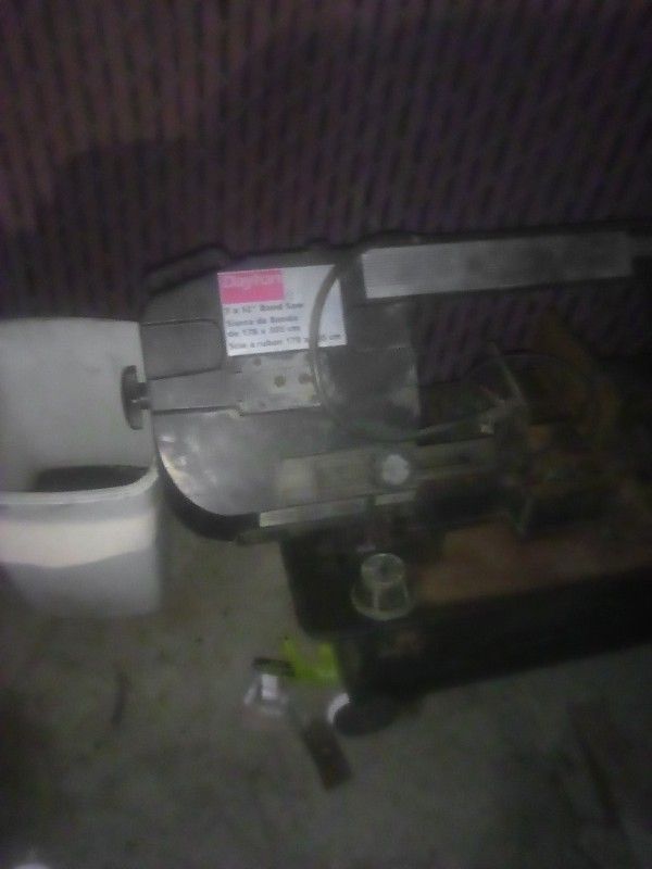 Dayton Bandsaw With Table Saw 