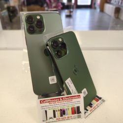 iPhone 13 Pro Max 128GB Factory Unlocked Excellent Condition Christmas Special - On Payments With Just $10 Down 