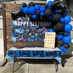 Wooden Party Backdrop 