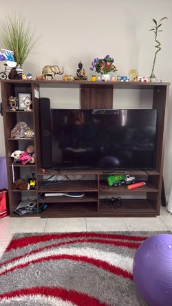 Tv entertainment unit