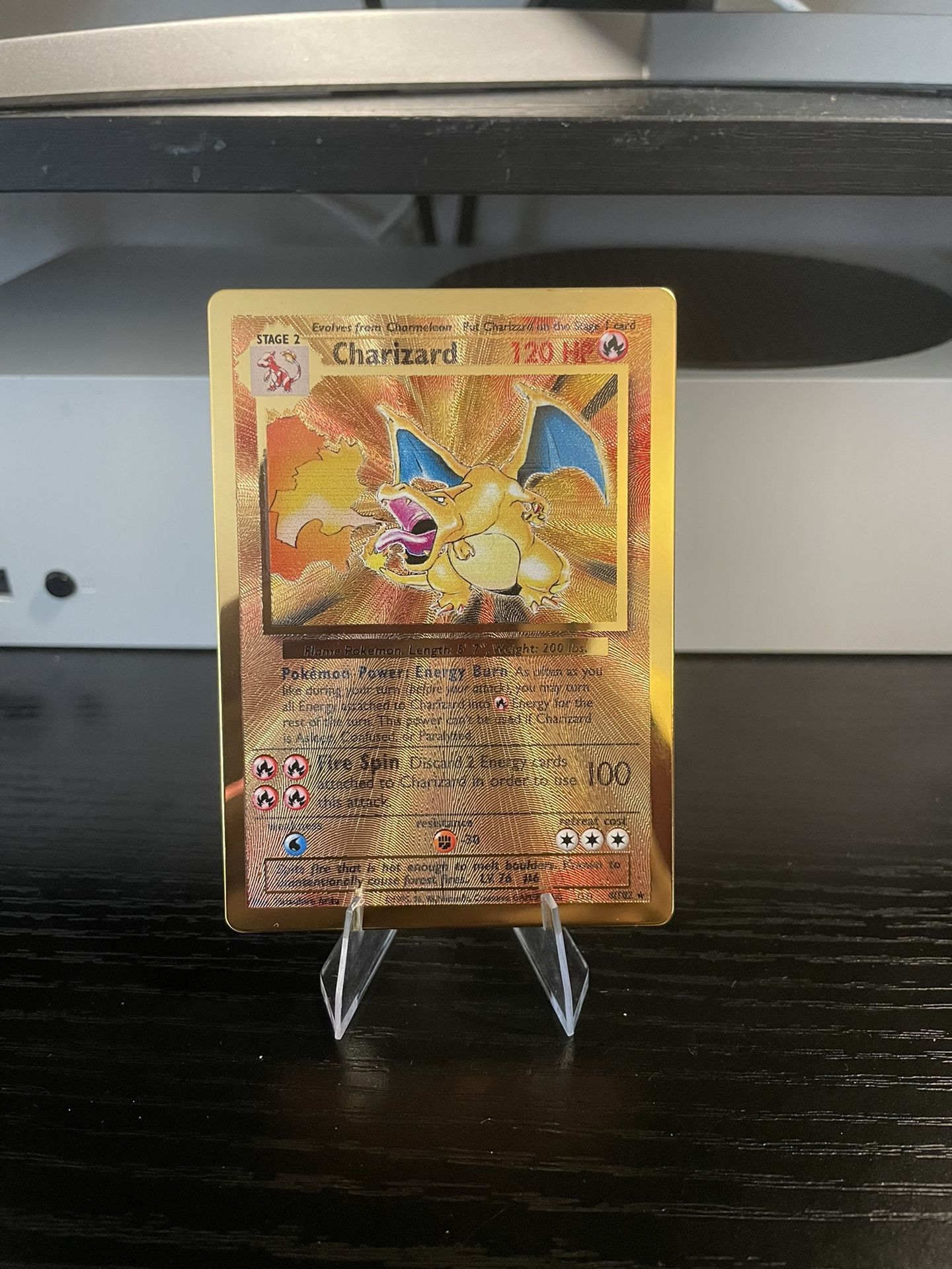 Charizard #004/102 Celebrations Metal Card
