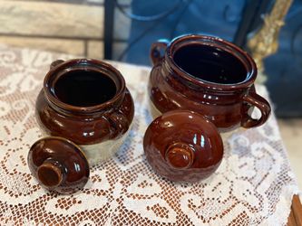 Brown Glazed Stoneware Bean Pots with Lids – Set of 2