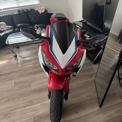 2014 Honda Cbr1000rr