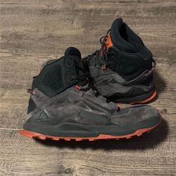 Altra Lone Peak Mens Hiking Boots 