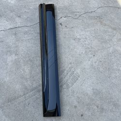 2018-2021 Audi Q5 S line front right door lower molding OEM 80A.853.960