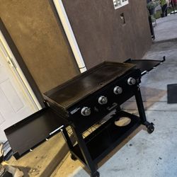 Plancha 36” 4 Burner Poco Uso