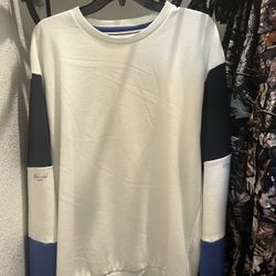 White Sweatshirt 