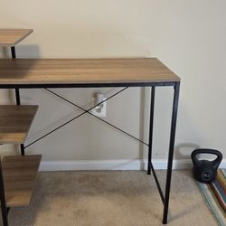 Desk with shelves
