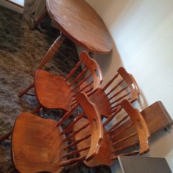 Vintage 5 Piece Dining Room Table and Chairs
