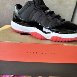 Jordan 11s Low Breds