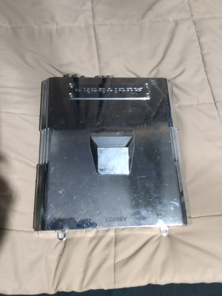Audiobahn A8002t Car Amp