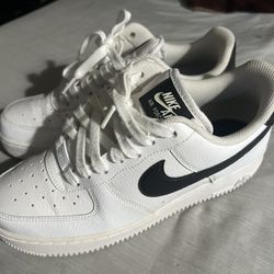 Nike Air Force 1 Size 8 Girls