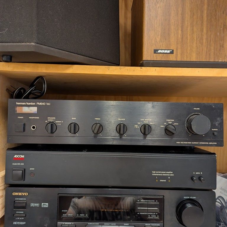 Harman/Kardon PM640 Vxi Integrated Amplifier