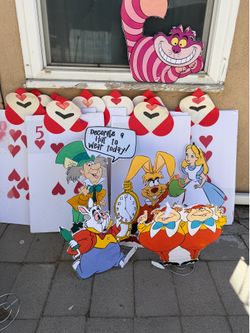 Alice in Wonderland Decorations