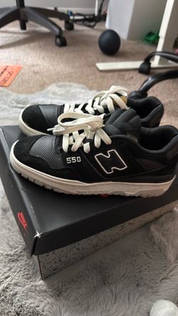 New balance 550 size size 5 men’s/6.5 women’s