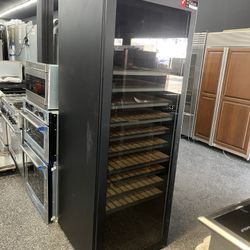 Vintec Wine Cooler Fridge 201 Bottle Capacity Glass Door