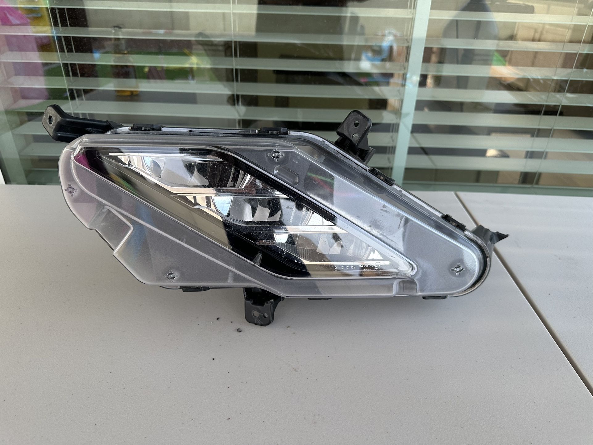 Kia Forte Fog Light 2022-2024, Kia Forte Turn Signal, Headlight, OEM ORIGINAL KIA PART, driver side 