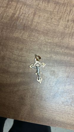 Cross gold