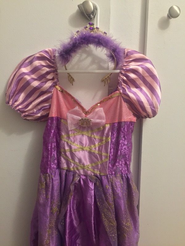 Rapunzel costume