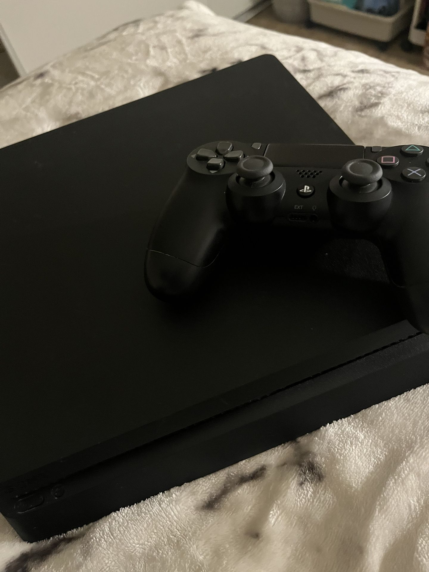 PS4