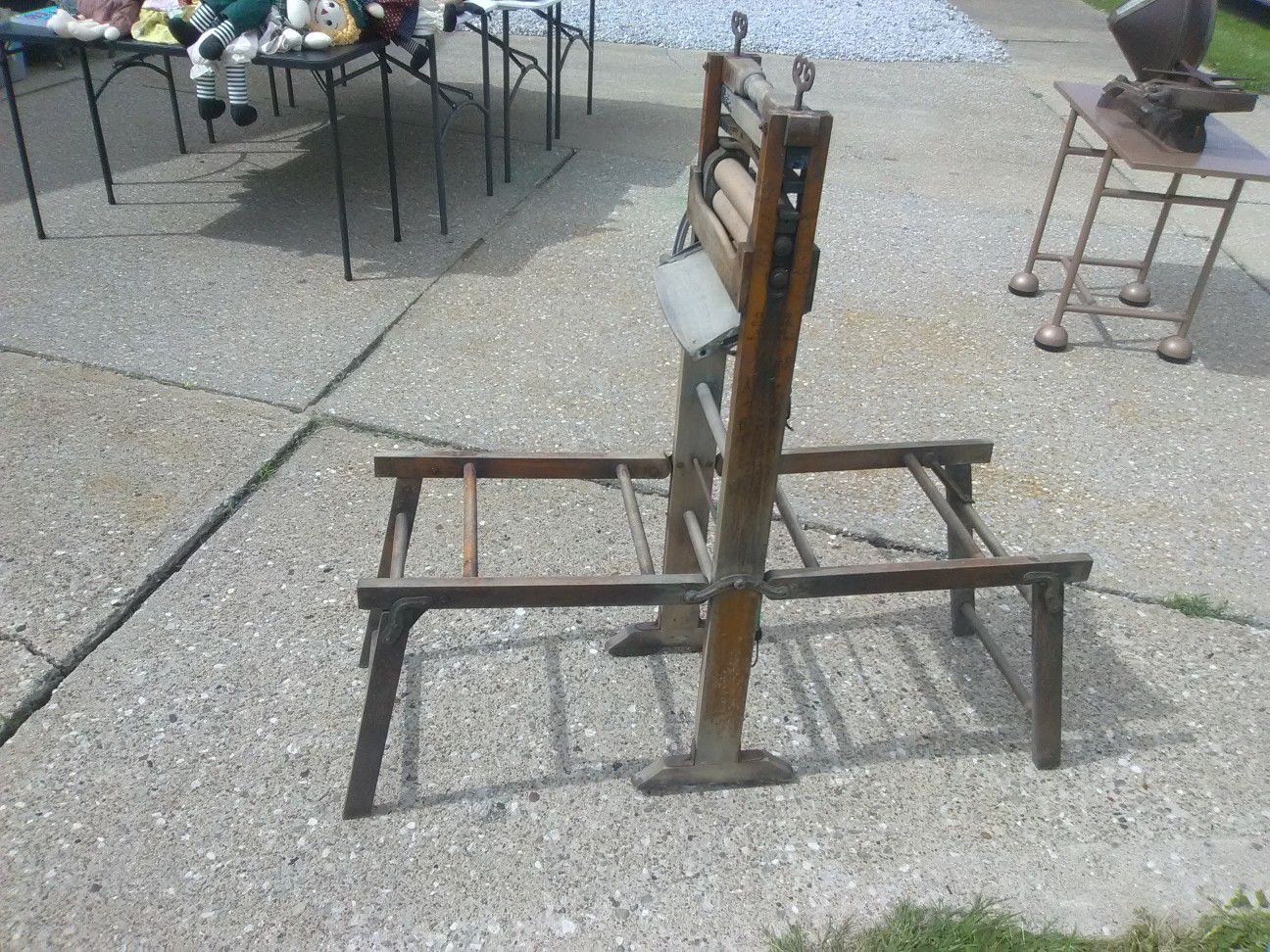 1898 anchor folding bench and wringer