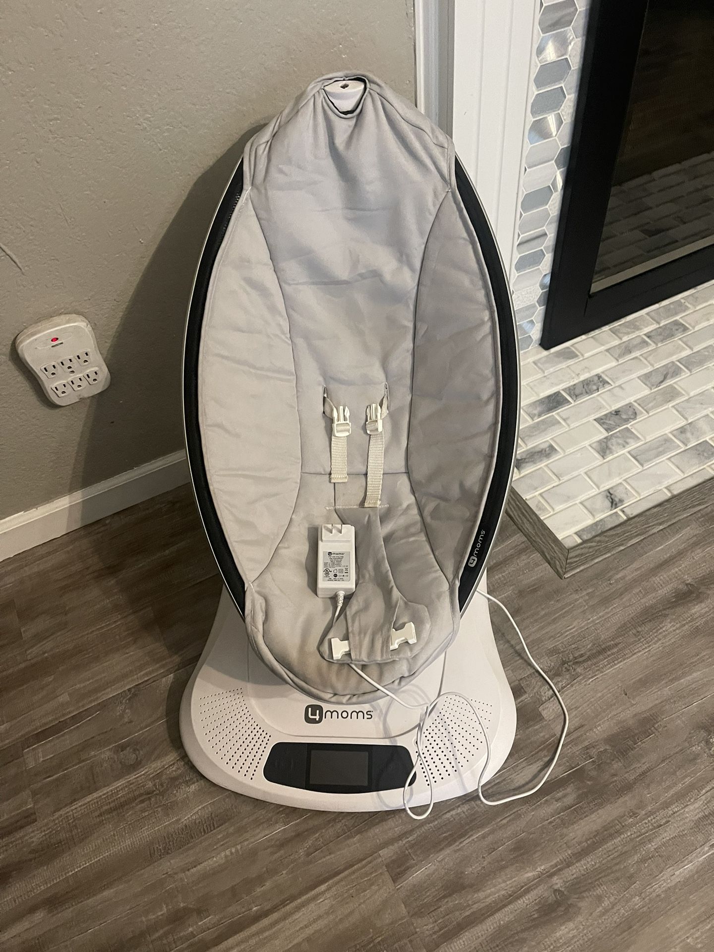 Fore Moms Baby Swing