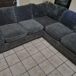 Beautiful Big L Sectional ✨️🩶
