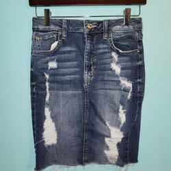 Size SMALL GUESS Jean Skirt