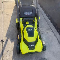 Lawnmower ryobi push 21 inch blade fast charger come with 6ah battery 