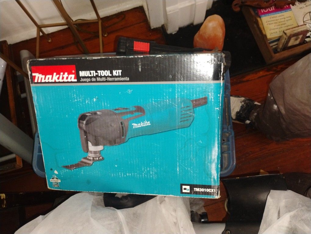 Makita Multi tool Kit