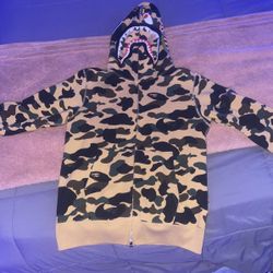 HOT DEAL ⚡️ BAPE full zip camo hoodie 100% Authentic | Worn Once 