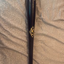 Pro Maple Wood Baseball Bat