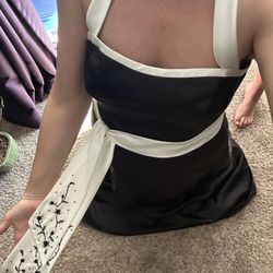 Bridesmaids Dress Never Worn, Size 8 In