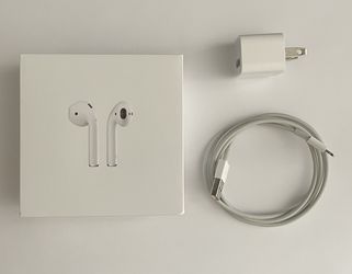 Apple Airpods 2nd Generation With Charger And Protective Case