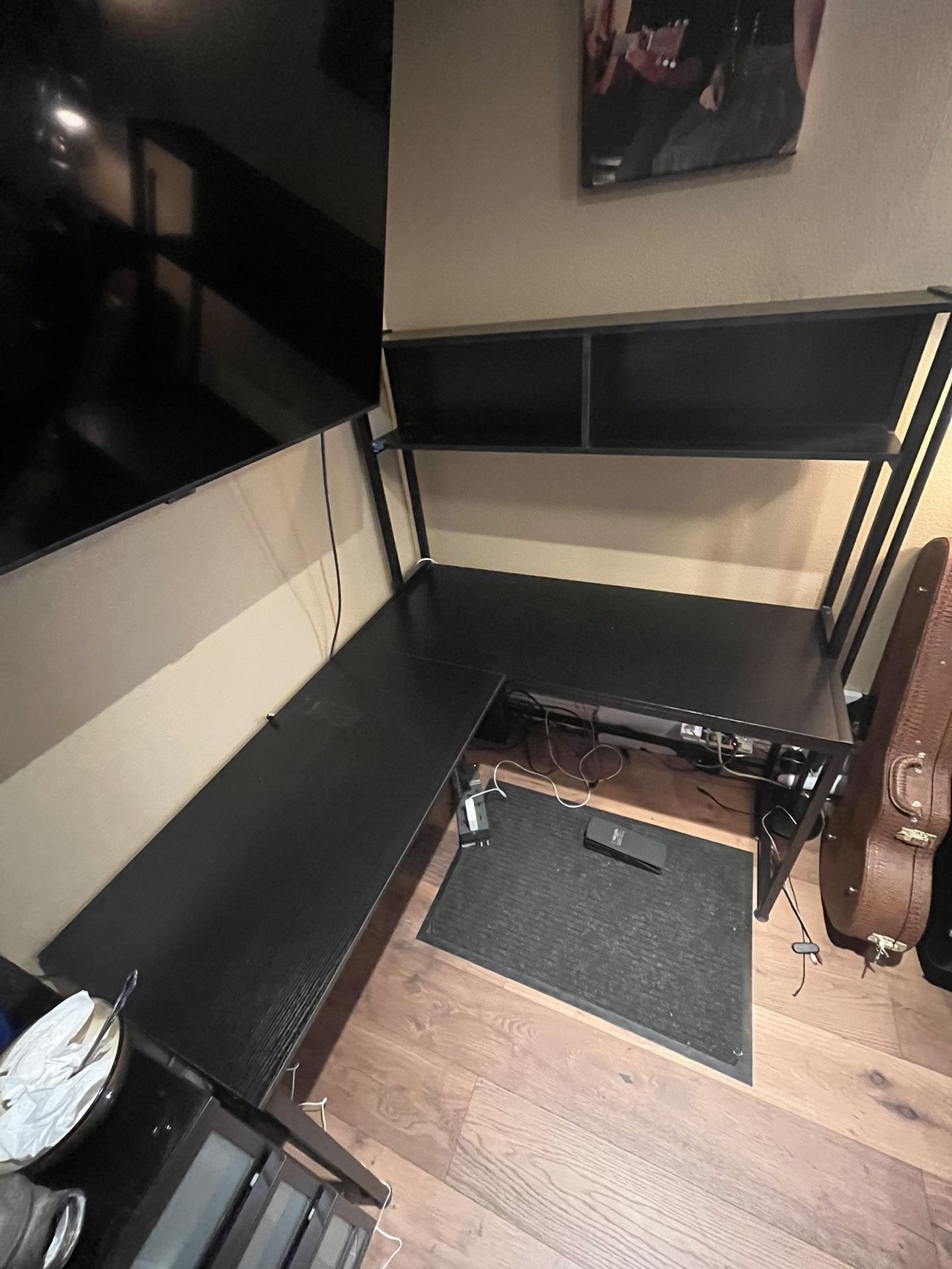 Corner Desk