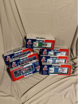 The Pepsi Generation Train Boxcars 1993-Vintage in original packaging!!