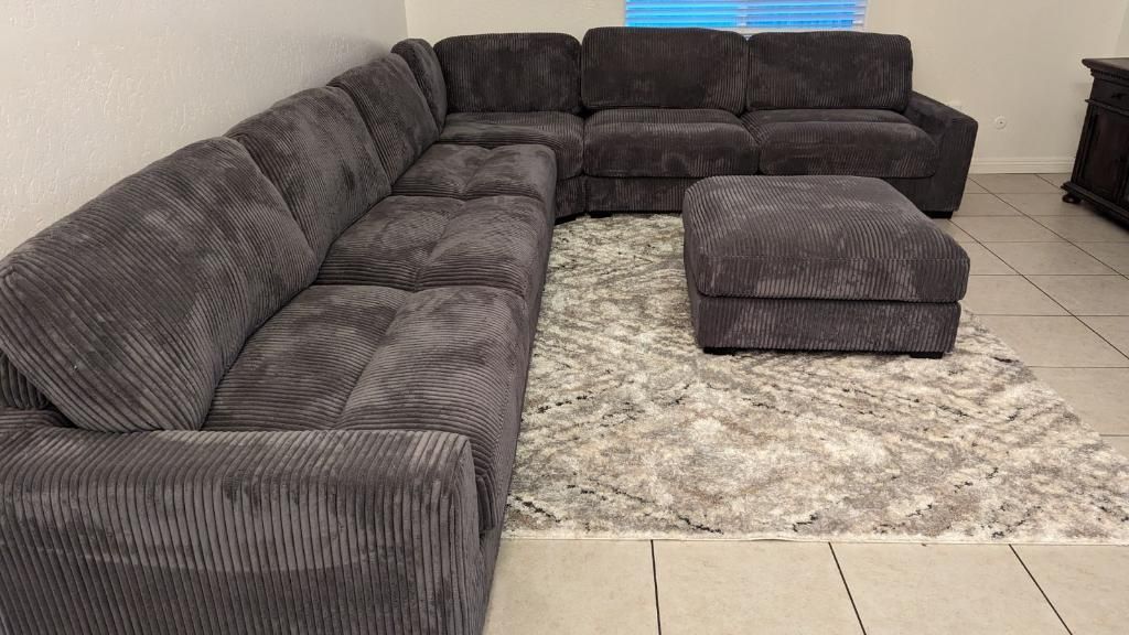 New Large 164x127 Corduroy Sectional Couch With Ottoman 