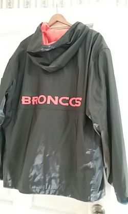 DENVER BRONCOS HOODED INCLEMENT WEATHER COAT (NFL )