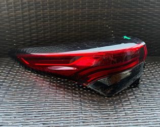 2020 2021 2022 2023 2024 Toyota Highlander Left Driver Side Outer Tail Light OEM