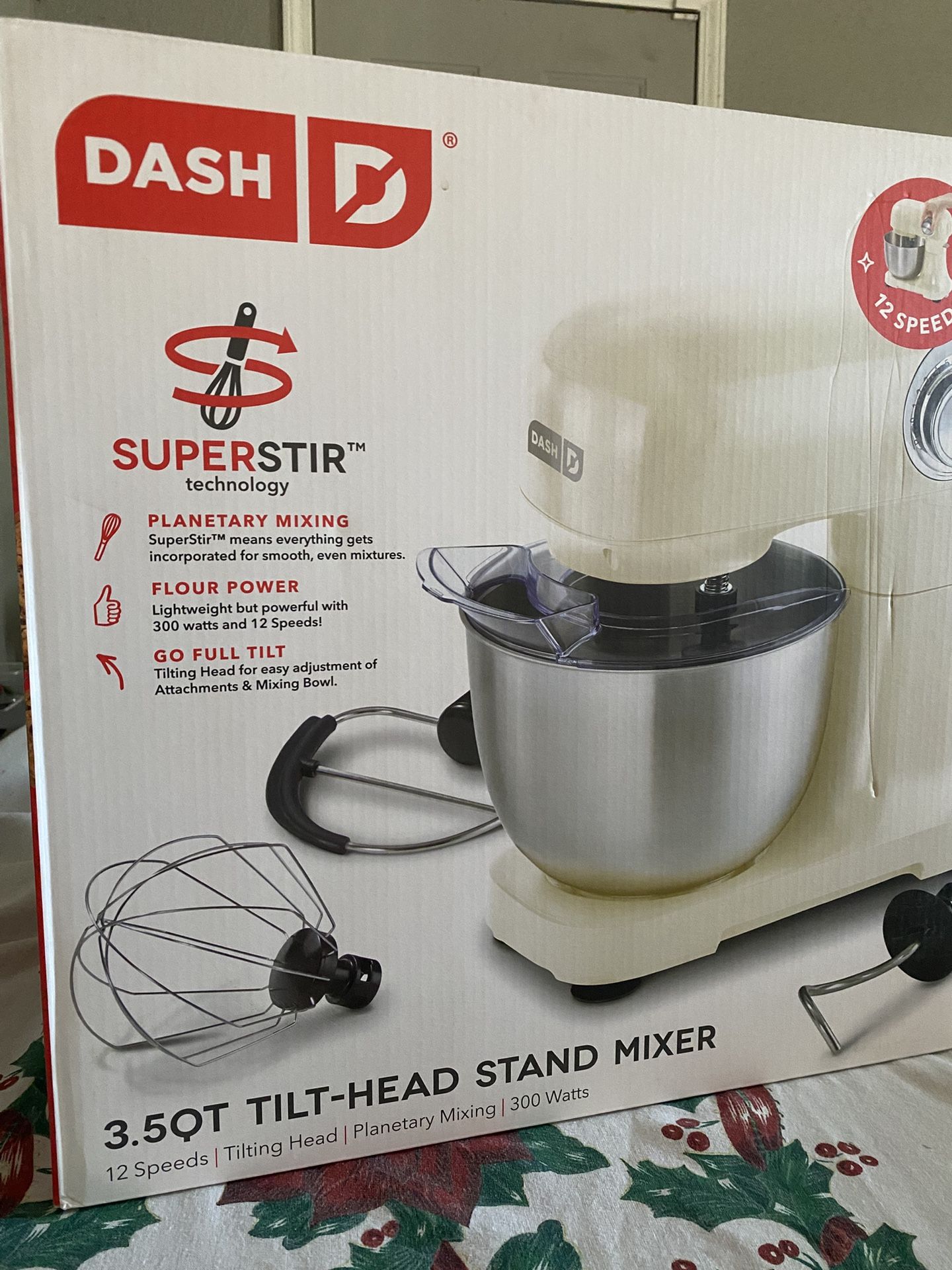 Dash Stand Mixer 3.5 Qt 300 Watts