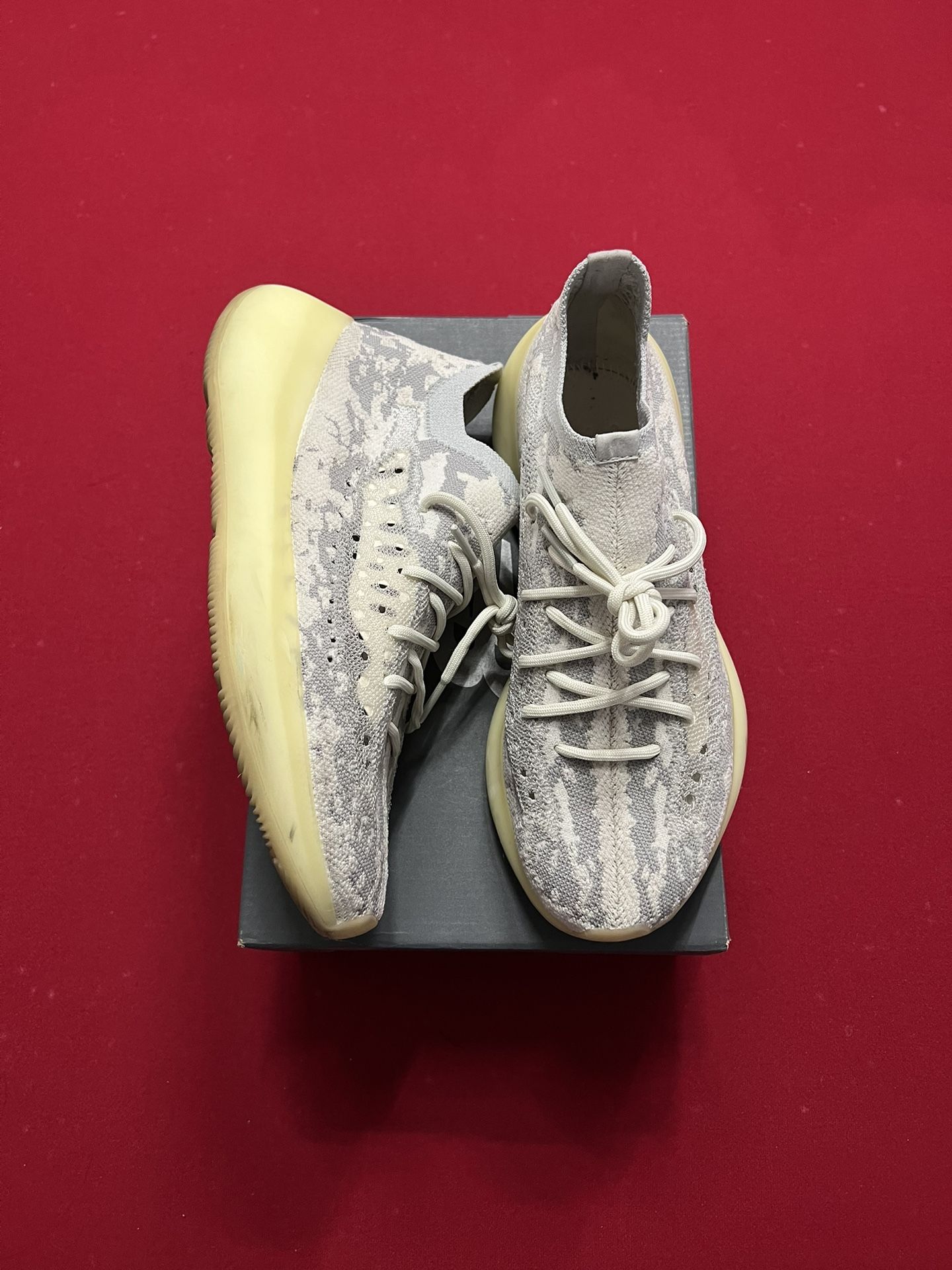 Adidas Yeezy 380 Alien 