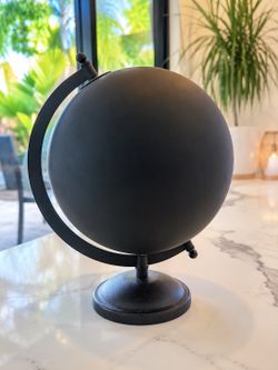 11” Chalkboard World Globe – Decorative Rotating Desktop Globe