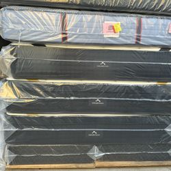 DreamCloud Premier Rest Hybrid Euro Top 16” King Size Medium Mattress. ☎️📲(213)713-7489